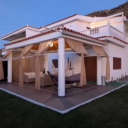 Primavera Apartment *